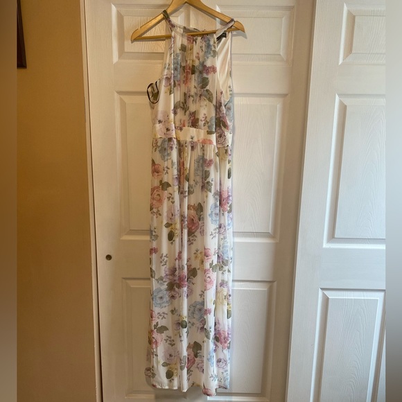 Women’s Floral Maxi Dress (wedding guest) - Picture 5 of 8